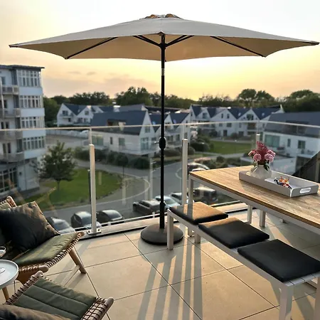 Vloed By Bloss, Familieappartement Met Buitenzwembad En Garage