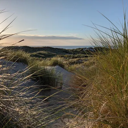 Vloed By Bloss, Familieappartement Met Buitenzwembad En Garage Διαμέρισμα Middelkerke