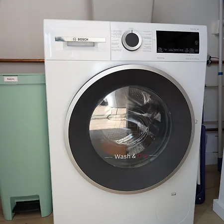 Vloed By Bloss, Familieappartement Met Buitenzwembad En Garage Middelkerke