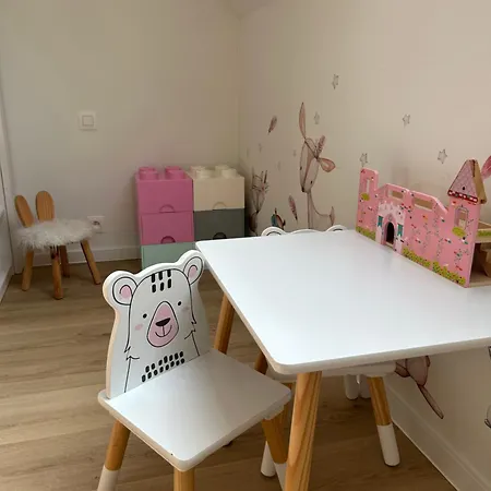 Vloed By Bloss, Familieappartement Met Buitenzwembad En Garage *