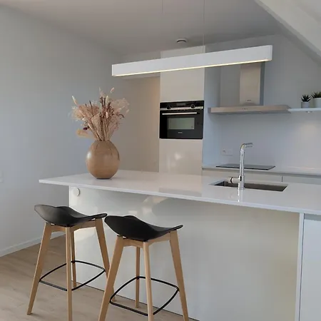 Vloed By Bloss, Familieappartement Met Buitenzwembad En Garage Lägenhet *