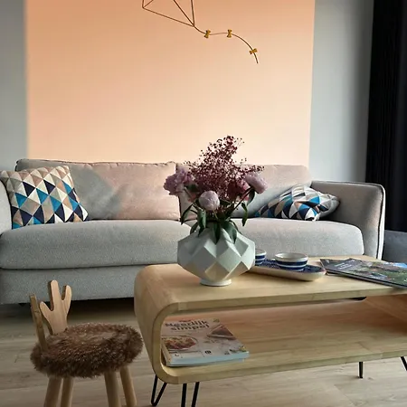 Vloed By Bloss, Familieappartement Met Buitenzwembad En Garage *