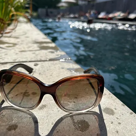 Διαμέρισμα Vloed By Bloss, Familieappartement Met Buitenzwembad En Garage Middelkerke